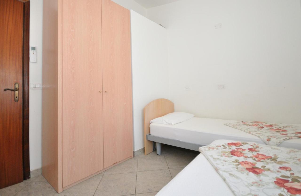 Villaggio Delfino Bibione Bagian luar foto