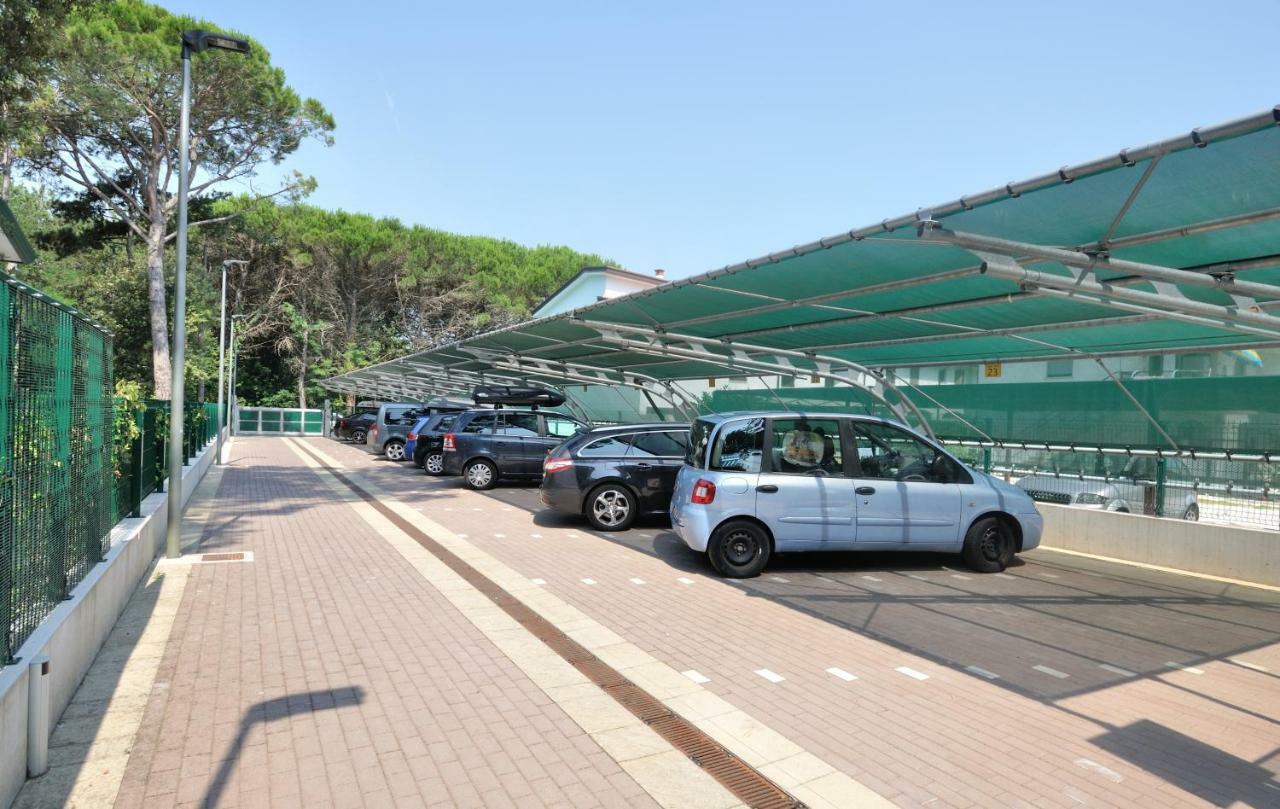 Villaggio Delfino Bibione Bagian luar foto