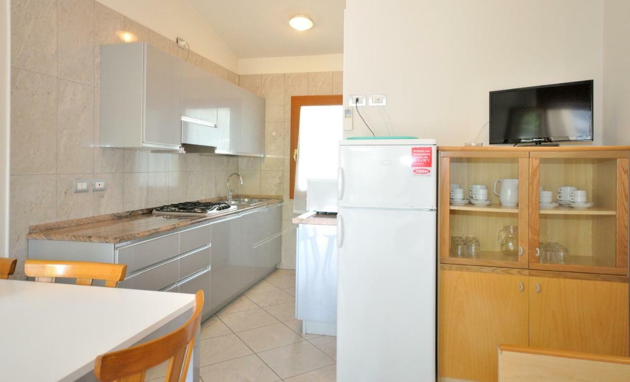 Villaggio Delfino Bibione Bagian luar foto